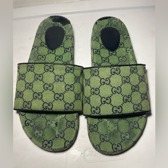 Gucci Other - GUCCI GG canvas slide green monogram unisex size 10.5
